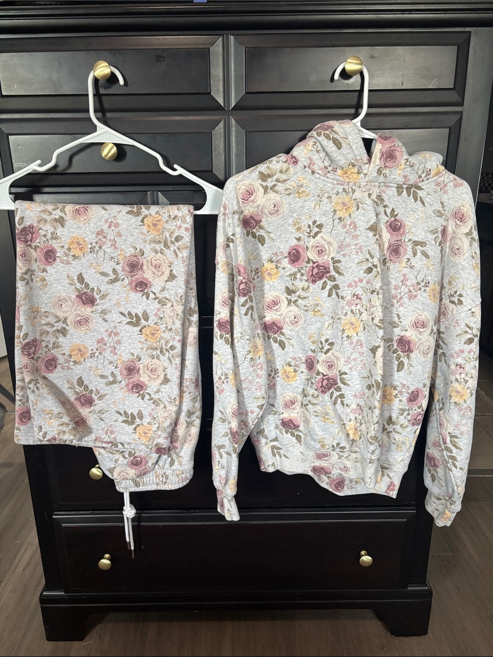 Abercrombie & Fitch Floral Hoodie and Jogger Set - Gray with Pink & Yellow Roses